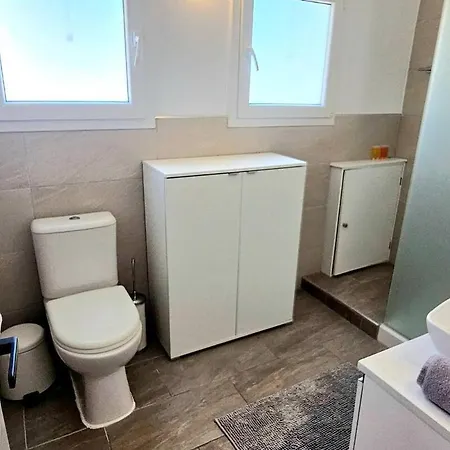 Park Suave 2 Bed 레메소스